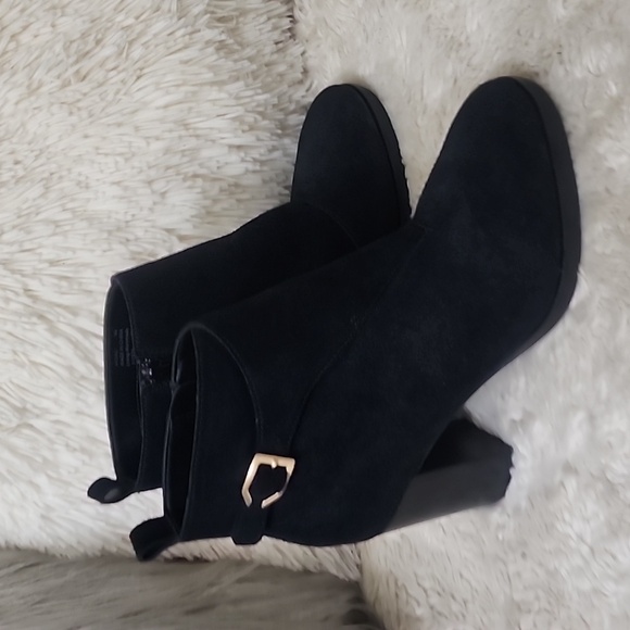 COLE HAAN HARRINGTON BOOTS - Picture 9 of 10